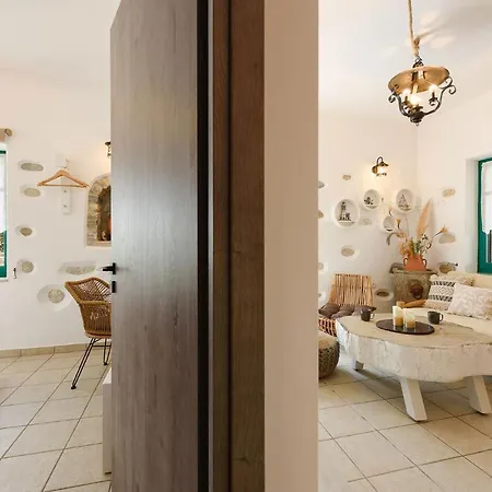 Seaside Ktima Kaparos Paros *